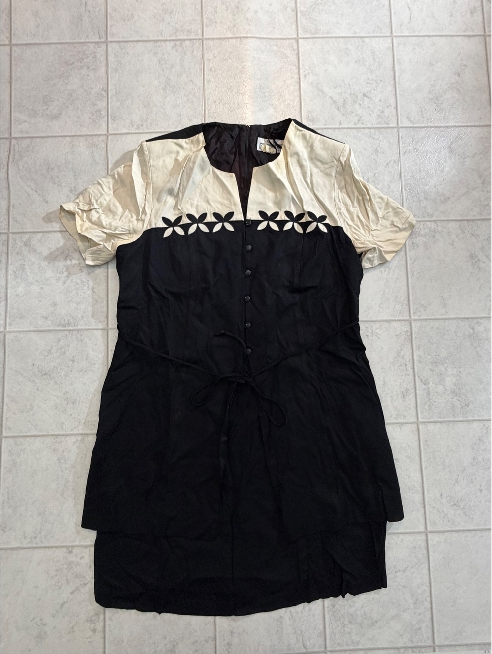 Dress Barn black and cream short sleeve dress